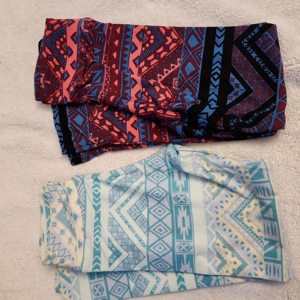 LULAROE 2PR.S/M Patterned Leggings